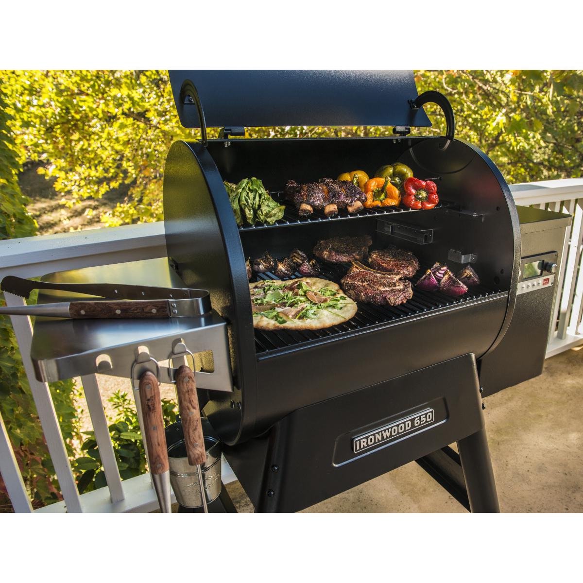 Ironwood 650 Grill