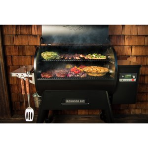 Ironwood 885 Grill